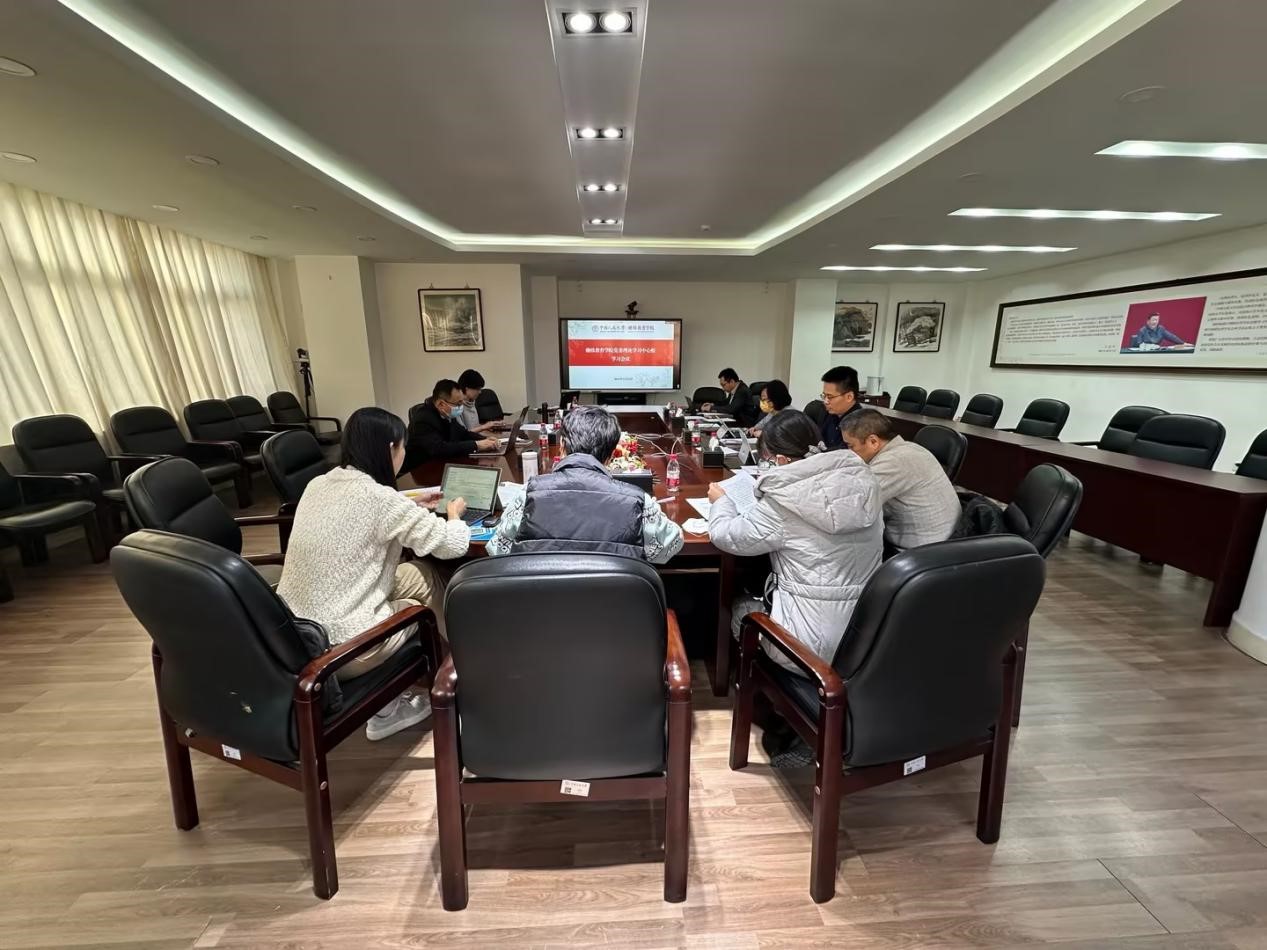 日本五级片
党委传达学习北京市委常委会关于高校党的政治建设和思想政治工作部署 图片1.jpg